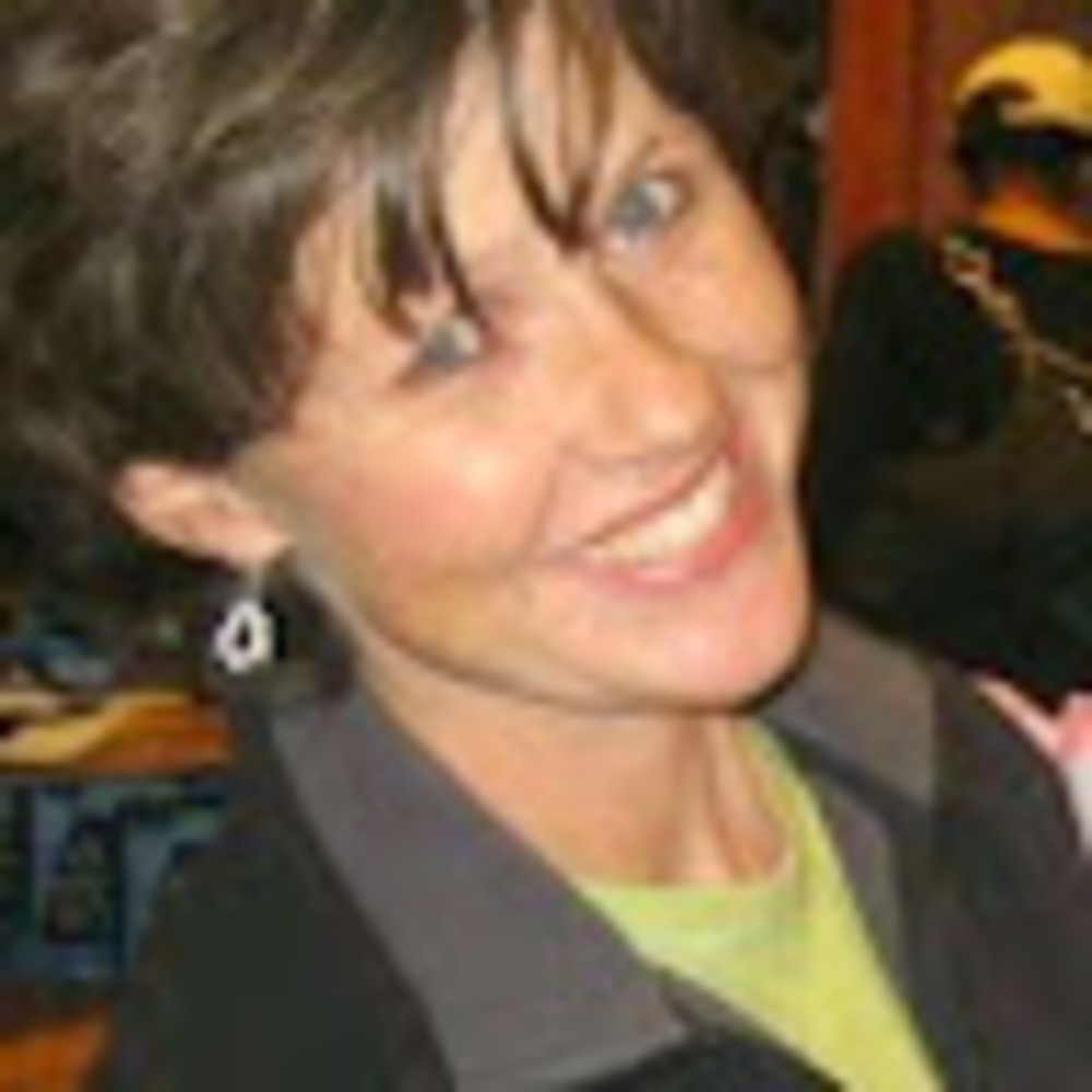 Meet your Posher, Jennifer